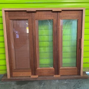 3 sash vista casement window