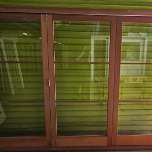 2300x3205 4 light 4 door bifold