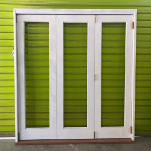 Single Light Top hung Bifold Door (3+0)